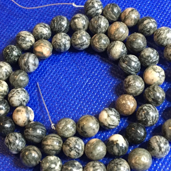 Spiderweb Jasper - Picture 7 of 7